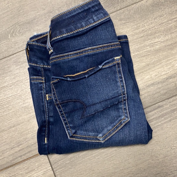 American Eagle Outfitters ๐๐ - Picture 2 of 4